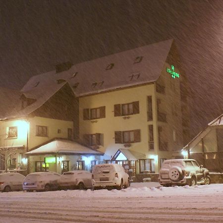 Hotel Edelweiss Arties Exterior photo