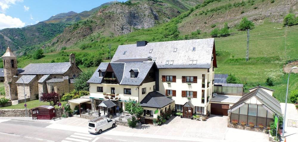 Hotel Edelweiss Arties Exterior photo
