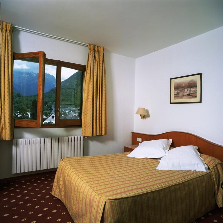 Hotel Edelweiss Arties Room photo